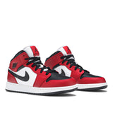 Air Jordan 1 Mid 'Chicago Black Toe' (GS)
