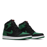 Air Jordan 1 Retro High 'Pine Green 2.0'
