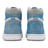 Air Jordan 1 Retro High 'Hyper Royal'