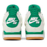 Air Jordan 4 Retro SB 'Pine Green'