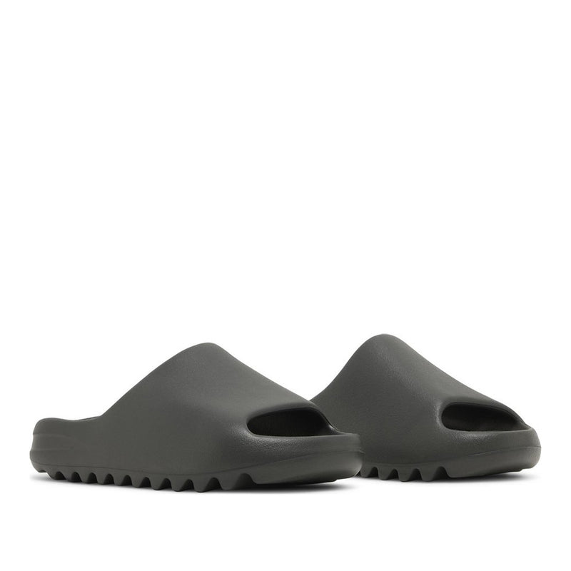 Yeezy Slide 'Dark Onyx'