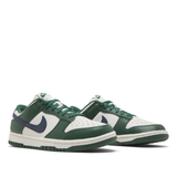 Nike Dunk Low 'Gorge Green' (W)