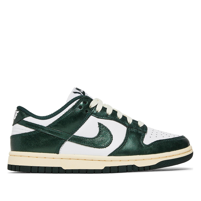 Nike Dunk Low 'Vintage Green' (W)